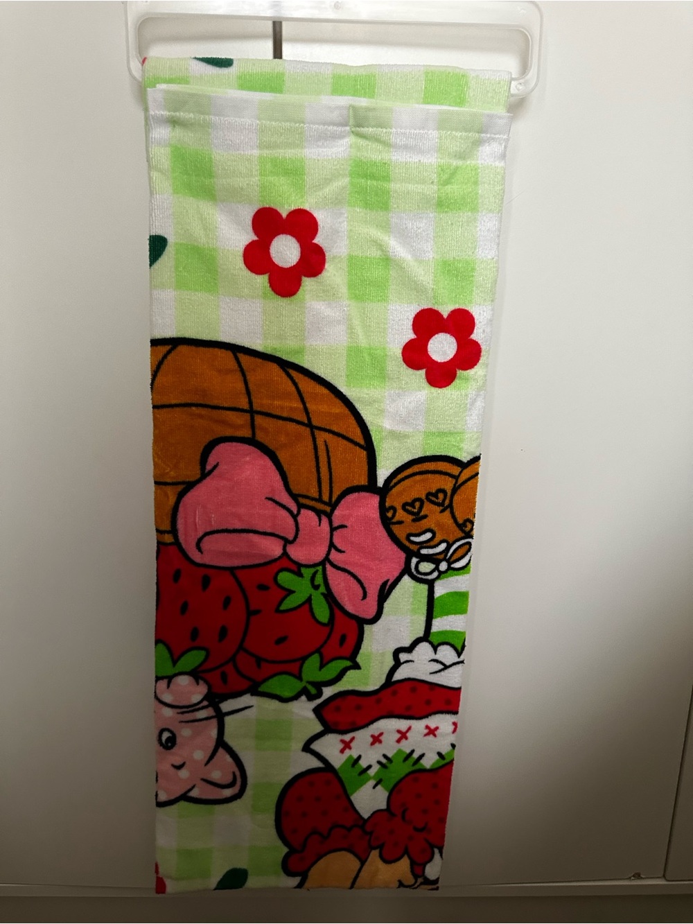 Strawberry Shortcake Green Check Beach Towel - Picture 3 of 5